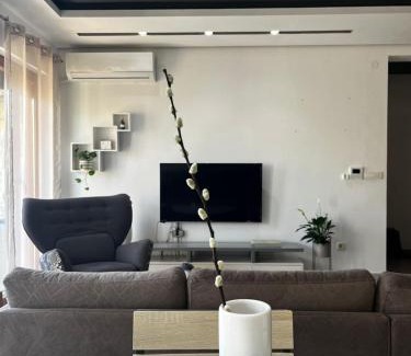 Petrovac Apartment | Dolce far niente