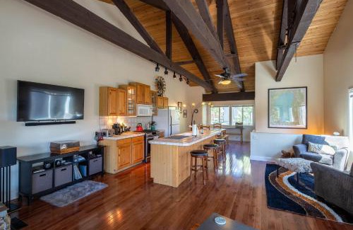 Dollar Point House | Dollar Hill II # 25 By Hauserman Rentals