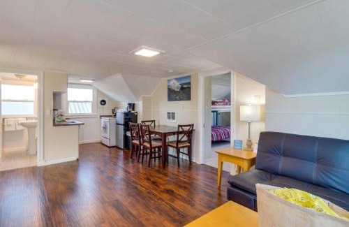 Rockaway Beach House | Dolphin 2