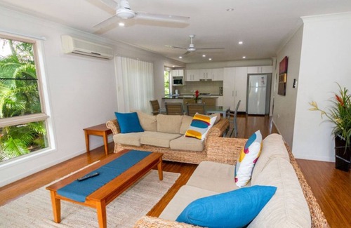 Horseshoe Bay House | Dolphin Escape Holiday House