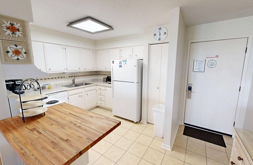 Holiday Isle Condo | Dolphin Point 306c 2 Bedroom Condo by RedAwning
