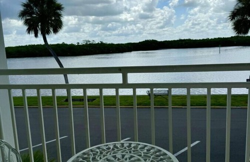 Ruskin Apartment | `Dolphin Views` 209 Little Harbor Beach Community