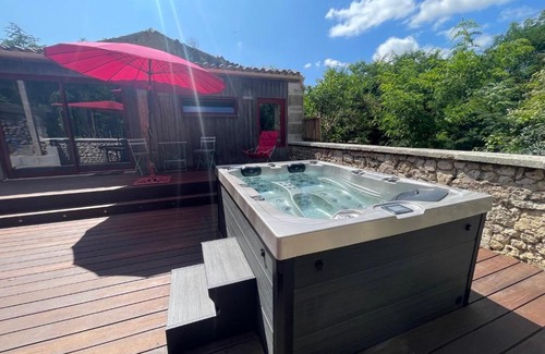 La Gripperie-Saint-Symphorien House | Domaine TerrOcéane