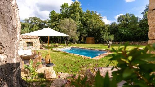 San-Gavino-di-Carbini Villa | Domaine de Gialla Bergerie I Pini, 2 pers, piscine chauffée, 10 mn plage