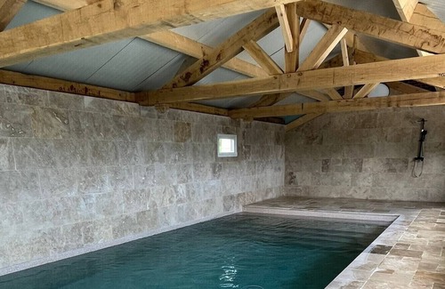 Saint-Desir House | Domaine de la Desirée: 55 beds, parties, heated swimming pool all year round
