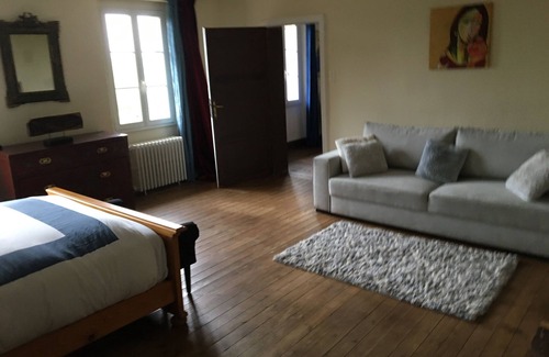Lisle-sur-Tarn Other | Domaine de Ménerque small castle