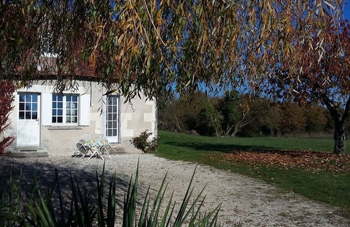 Bridore House | Domaine de Matounet 2 Charming cottage 4 people Heated pool Château de la loire