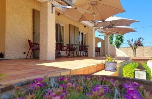 Carpentras Bed & Breakfast | Domaine Des Écureuils