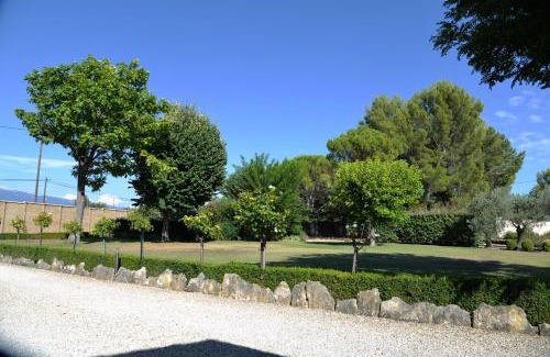 Carpentras Bed & Breakfast | Domaine Des Écureuils