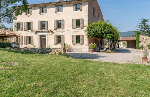 Saint-Saturnin-les-Apt House | Domaine des 3 Fontaines