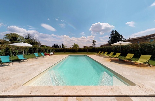 Fabrezan Apartment | Domaine Paul Huc, upscale apartment in the heart of Corbières