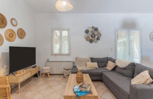 Roussillon Apartment | Domaine Plan Des Devens Sérénité