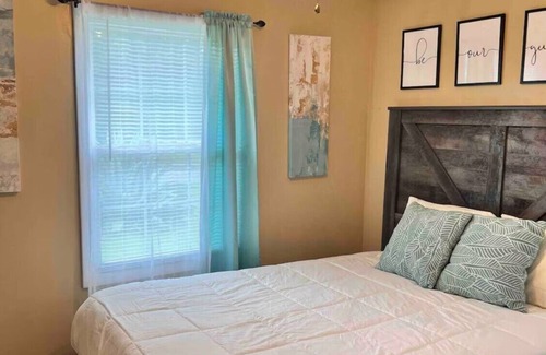 Vidalia House | Domestic Travelers Haven- 5 Beds