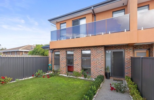 Chelsea House | Domi Rentals - The Chelsea Residence