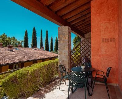 Gardone Riviera Apartment | Domina Borgo degli Ulivi - Garda Lake