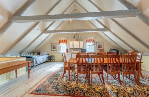 Saint Patrick House | Dominion Hill Country Inn