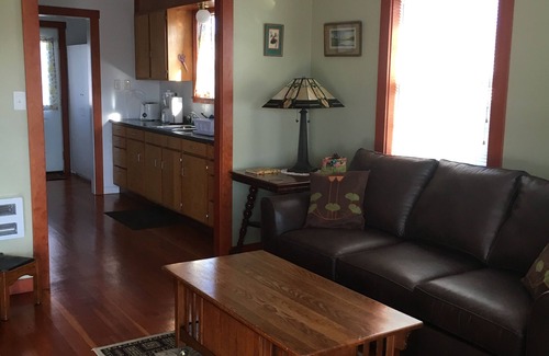 Lakeside House | Don't Get a Room.Get a House! the Homey House