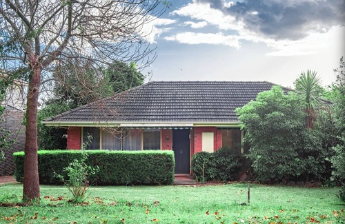 Doncaster East House | Doncaster East Garden 2br House Parking