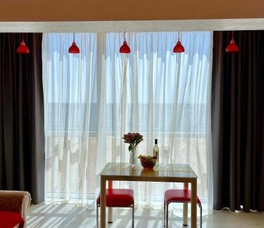 Burlacha Balka House | DONE KANDYBONE Apartments