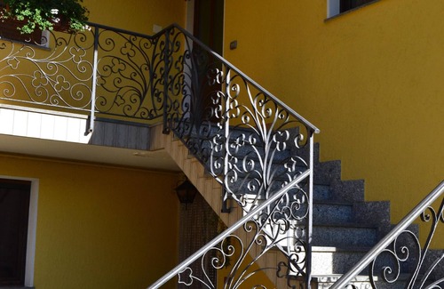 Grand Vert Apartment | Donnas: Apartment/flat - Donnas