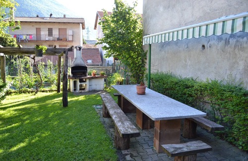 Grand Vert Apartment | Donnas: Apartment/flat - Donnas