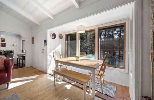 Donner Lake Woods Cabin | Donner Lake Cabin Near Sugar Bowl and Royal Gorge on Old Hwy 40!