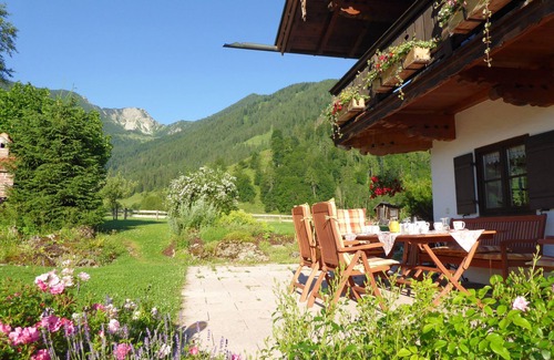 Bayrischzell Apartment | Doppelzimmer 2 - Haus Andrea Gästezimmer und Ferienwohnung