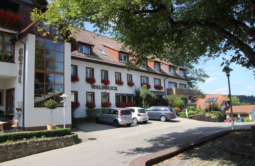 Donaueschingen Apartment | Doppelzimmer Kompakt, Modern mit Balkon/terrasse, 1 Doppelbett Oder 2 Einzelbette