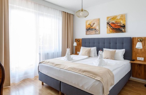 Morbisch am See Cottage | Doppelzimmer mit Balkon Seeseite - Pension Laubenhof