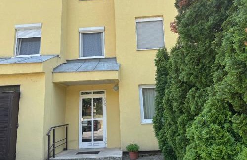 Balatonfured Apartment | DÓRA Apartman