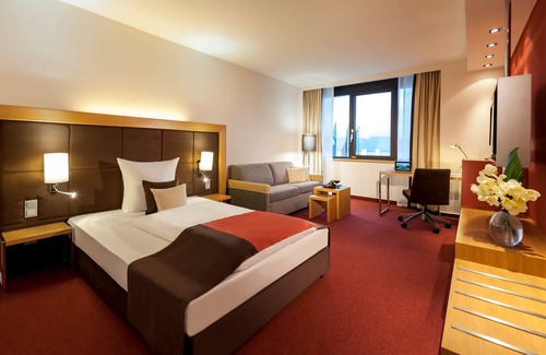 Sulzbach Hotel | Dorint Main Taunus Zentrum Frankfurt/Sulzbach