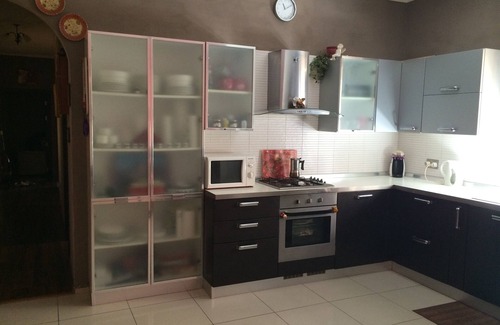 Attard Apartment | Double bedroom with ensuite shower