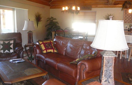 Rapid City Cabin | Double Diamond Ranch - Premier Cabin Close to Mount Rushmore & Custer Park!