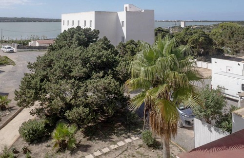 Formentera House | Double Lake View .