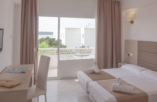 Formentera House | Double Lake View .