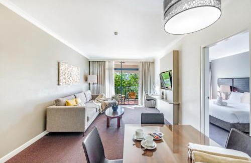 Darwin City Centre Apartment | 'Double Paradise' Two Separate Waterfront Resort Apartments