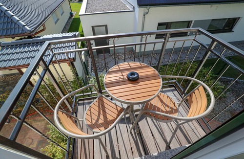 Karlshagen House | Double room 24 Max with balcony - Usedom Bike - Hotel Max & Anna