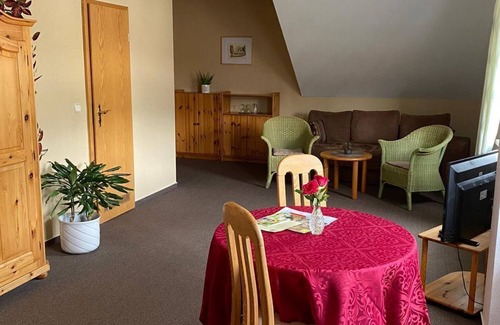 Thale Cottage | Double room 3, 2. Floor - Pension Schröder