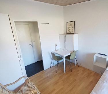 Norresundby Apartment | Double room 5 with Free Parking
