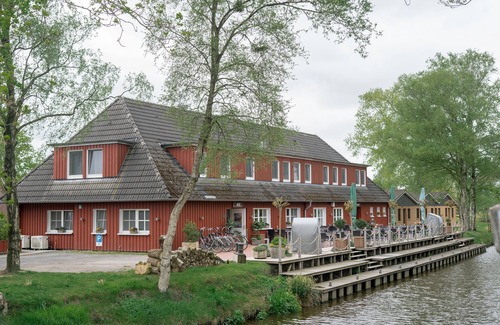Bedekaspeler Marsch House | Double room, courtyard side - Hotel-Restaurant Bootshaus