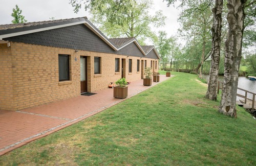 Bedekaspeler Marsch House | Double room, courtyard side - Hotel-Restaurant Bootshaus