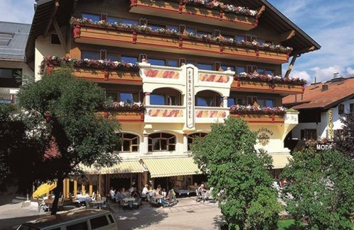 Seefeld Pedestrian Zone House | Double room De Luxe - Das Kaltschmid - Familotel Tirol