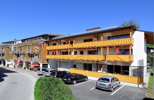 Maria Alm am Steinernen Meer Apartment | *Double room Design Plus breakfast - AlpenParks Hotel & Apartment Maria Alm