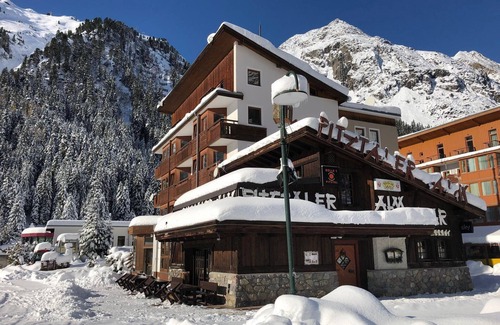 Mandarfen House | Double room - half board - Piz-Hotel
