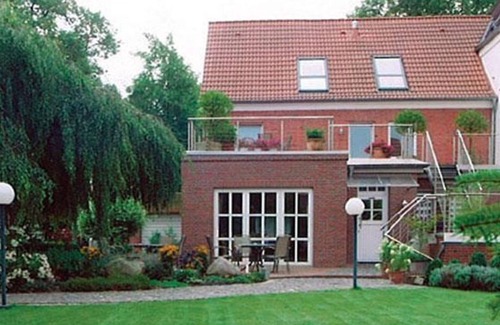 Emden House | Double room, shower, toilet - Am Boltentor, Hotel garni