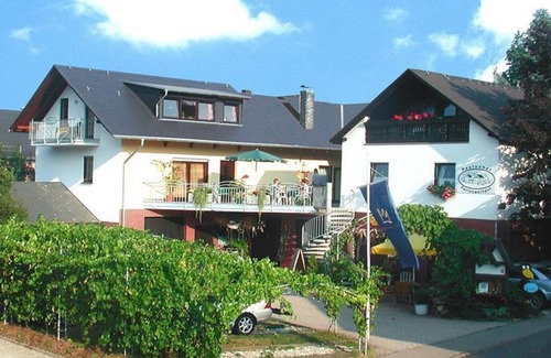 Punderich Apartment | Double Room Shower/WC - Wein- & Wohngut Paulushof