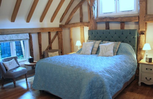Chrishall House | Double Room @The Red Cow 15 Mins to Cambridge