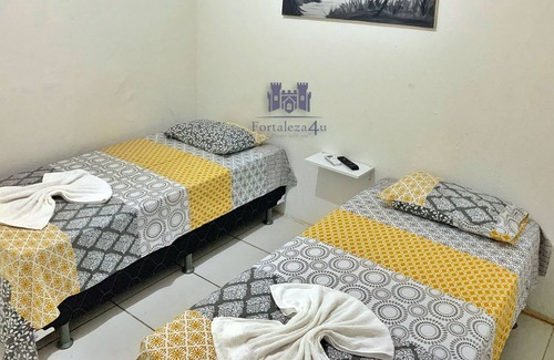 Aldeota House | Double room with private bathroom, Wi-Fi, air conditioning and TV.