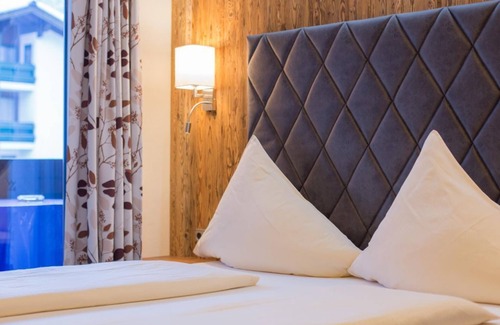 Kleinarl Bed & Breakfast | Double room with shower, WC - Ennskraxblick, hotel