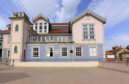 Armamar House | Double Room with Super King-Size Bed